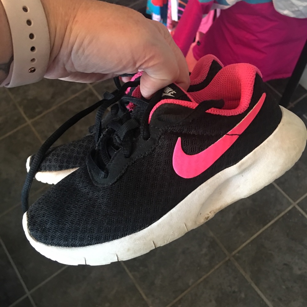 Nike shoes